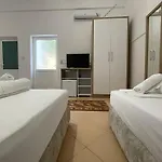 Pensión Deart 3*