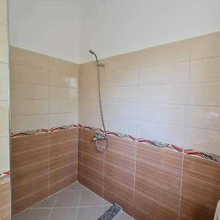 Deart בית הארחה 3*