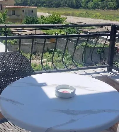 Deart בית הארחה 3*